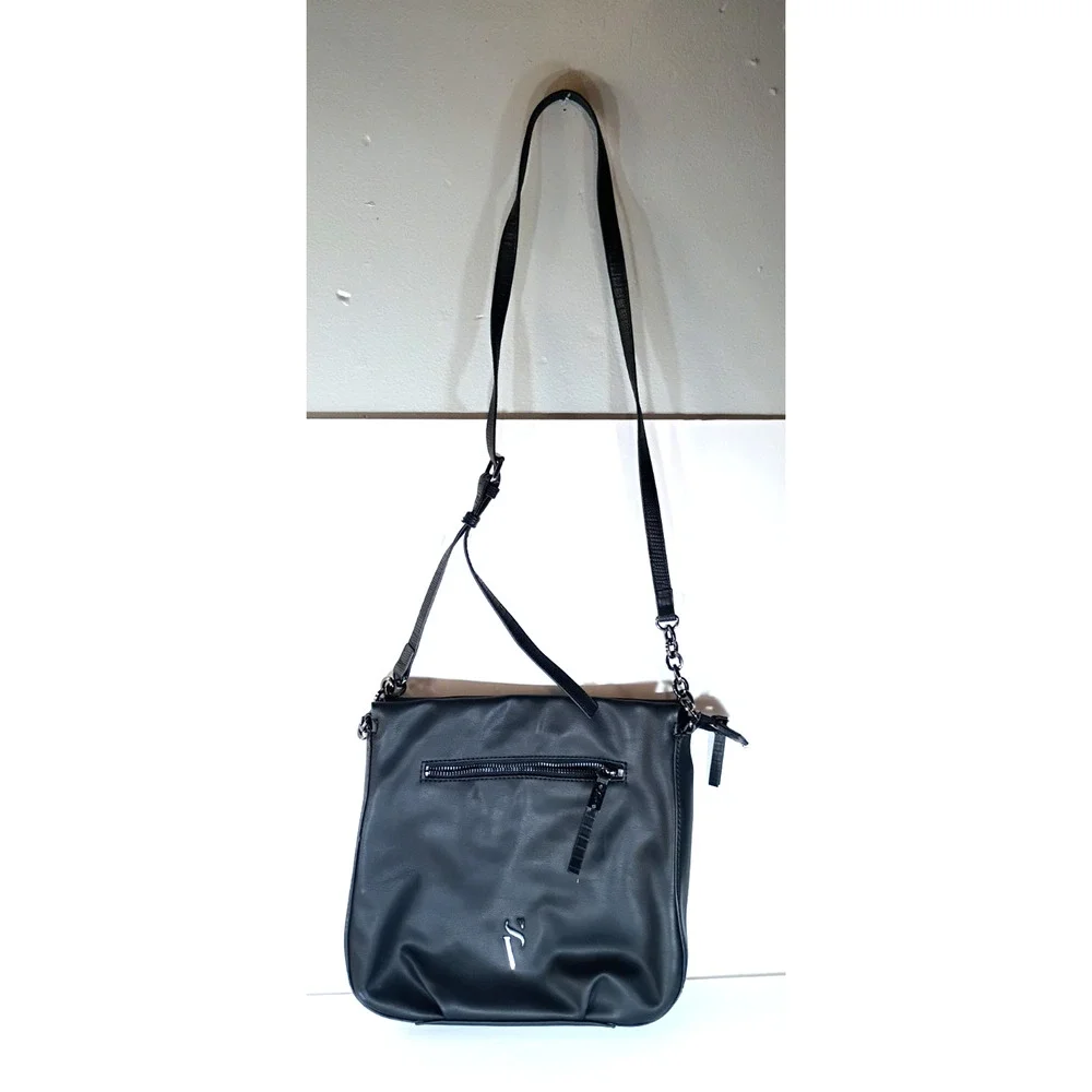Simply Vera Vera Wang Black Crossbody Bag Faux Leather Adjustable Strap
